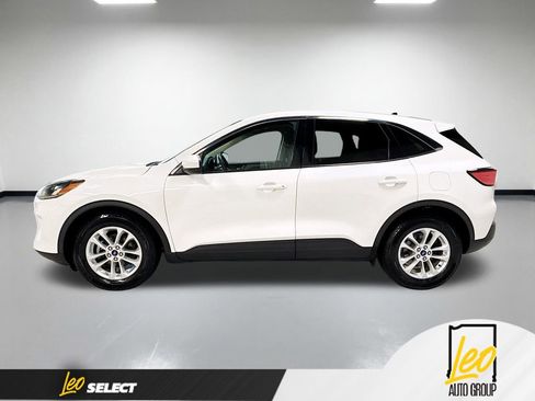 Used 2020 Ford Escape SE FWD image 10