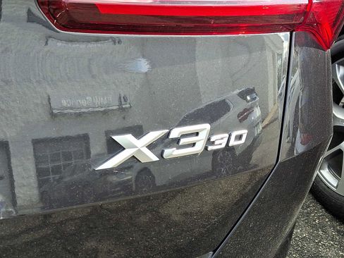 Used 2025 BMW X3 xDrive30i w/ Premium Package image 3