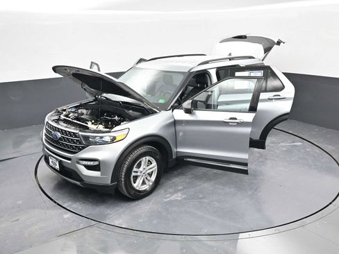 Used 2023 Ford Explorer XLT w/ Equipment Group 202A image 42