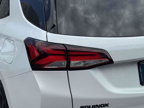Used 2022 Chevrolet Equinox RS AWD/4WD image 8