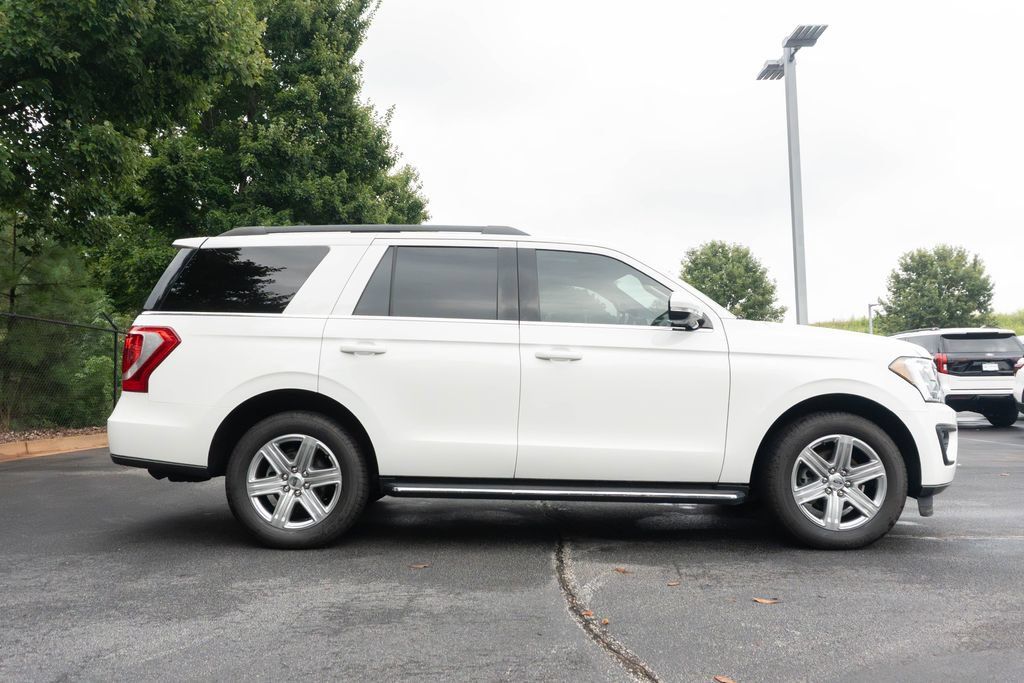 Used 2020 Ford Expedition XLT w/ Equipment Group 202A RWD image 10