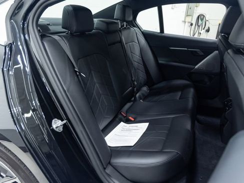 Used 2026 BMW 530i xDrive w/ Premium Package image 24