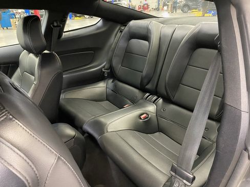 Used 2022 Ford Mustang GT Premium image 19