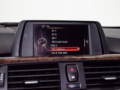 Used 2015 BMW 328i Sedan RWD image 16