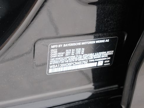 Used 2023 BMW M550i xDrive w/ Executive Package AWD/4WD image 32