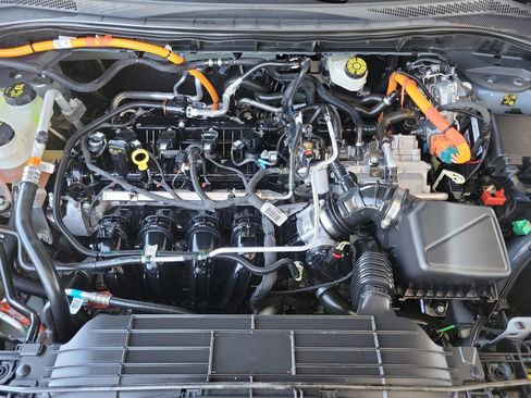 Used 2023 Ford Escape ST-Line w/ Equipment Group 301A FWD image 30