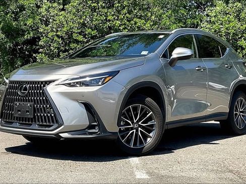 Used 2023 Lexus NX 350 AWD image 3