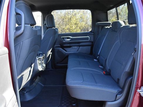 Certified 2022 RAM 1500 Big Horn image 28