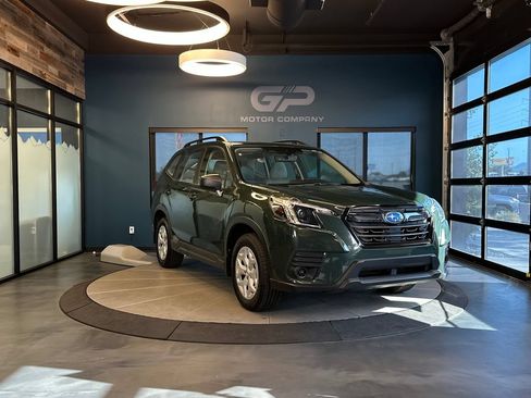 Used 2022 Subaru Forester w/ Popular Package #1 AWD/4WD image 1