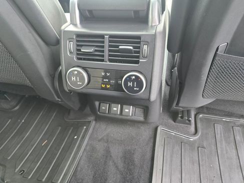 Used 2023 Land Rover Discovery S R-Dynamic AWD/4WD image 14