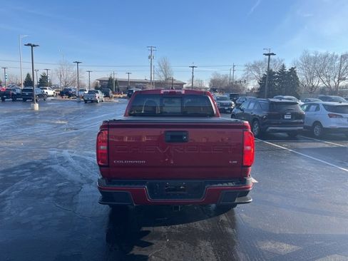 Used 2021 Chevrolet Colorado LT w/ LT Convenience Package image 4