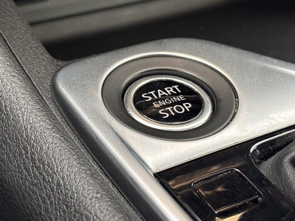 Used 2025 Nissan Sentra SV FWD image 27
