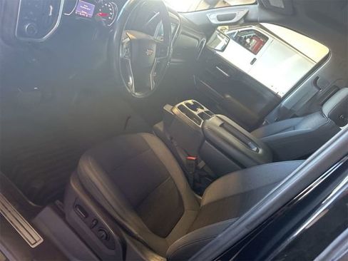 Used 2019 Chevrolet Silverado 1500 LT w/ Texas Edition image 12