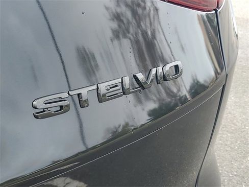 Used 2021 Alfa Romeo Stelvio Sprint w/ Nero Edizione image 5