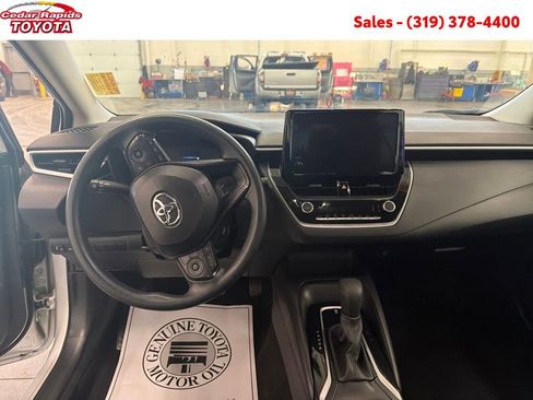 Certified 2025 Toyota Corolla LE image 13