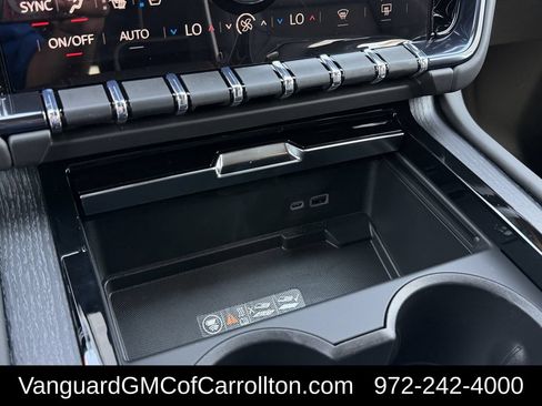 New 2026 GMC Yukon XL AT4 Ultimate w/ LPO, Floor Liner Package AWD/4WD image 18