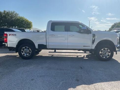 Used 2024 Ford F250 Lariat w/ Lariat Ultimate Package AWD/4WD image 4