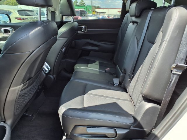Used 2022 Kia Sorento S w/ Panoramic Sunroof Package AWD/4WD image 19
