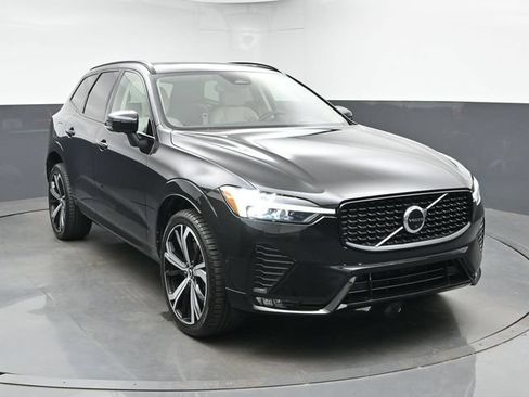 Used 2023 Volvo XC60 B5 Ultimate AWD/4WD image 2