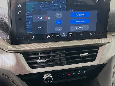 Used 2025 Ford Explorer Active image 15