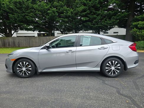 Used 2017 Honda Civic LX image 2