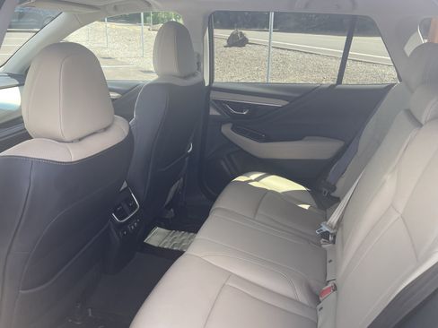 Used 2022 Subaru Outback Limited AWD/4WD image 14