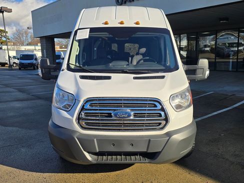 Used 2017 Ford Transit 350 XLT image 10