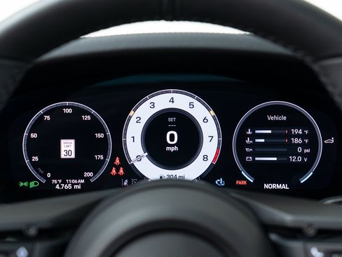 Certified 2026 Porsche 911 Carrera T RWD image 23