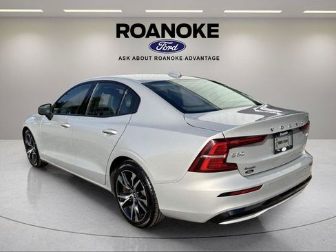 Used 2024 Volvo S60 B5 Core FWD image 18