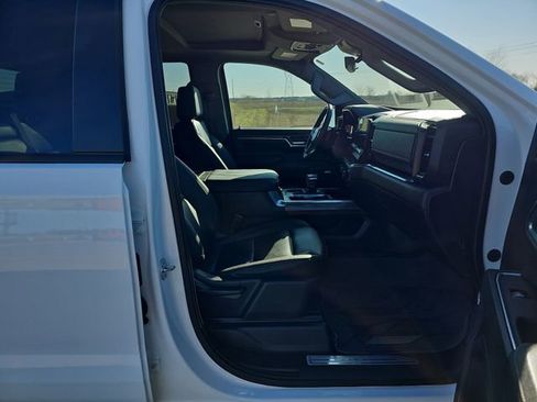 Used 2023 Chevrolet Silverado 1500 RST w/ Redline Edition image 27