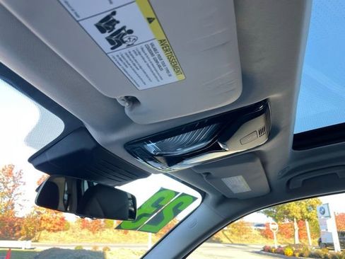 Used 2023 BMW X7 xDrive40i w/ Executive Package image 28