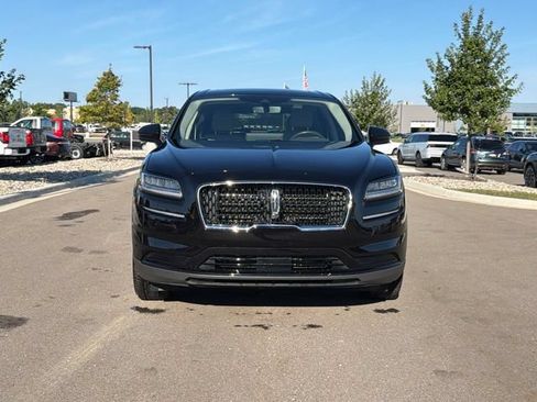 Used 2023 Lincoln Nautilus Reserve w/ Monochromatic Package AWD/4WD image 8