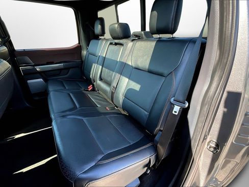 Used 2022 Ford F150 Lariat w/ Equipment Group 502A High image 18