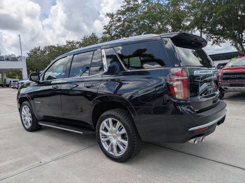Used 2022 Chevrolet Tahoe High Country RWD image 6