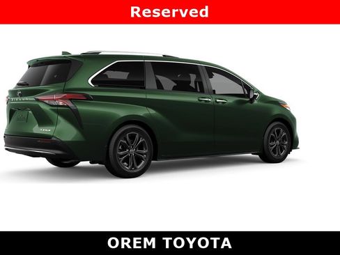 New 2026 Toyota Sienna Platinum image 10
