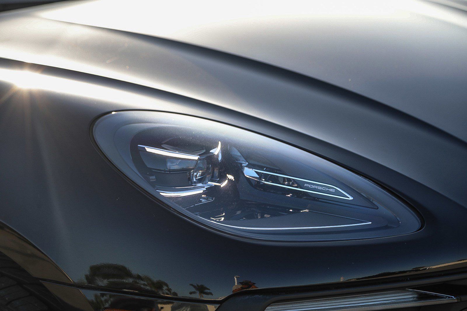 Used 2022 Porsche Macan S AWD/4WD image 6