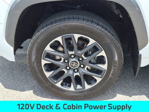 Used 2022 Toyota Tundra Limited AWD/4WD image 12
