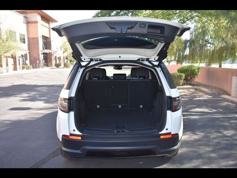 Used 2020 Land Rover Discovery Sport SE AWD/4WD image 22