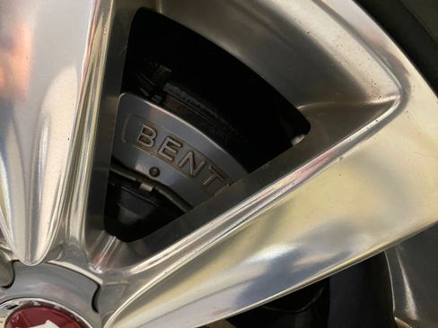 Used 2015 Bentley Flying Spur V8 image 15