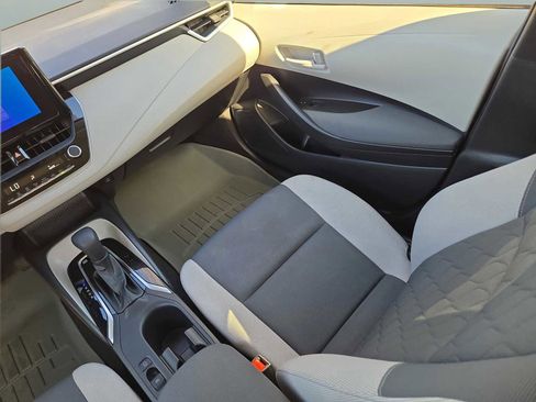 Used 2023 Toyota Corolla LE image 13