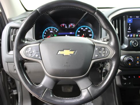 Used 2022 Chevrolet Colorado Z71 RWD image 9