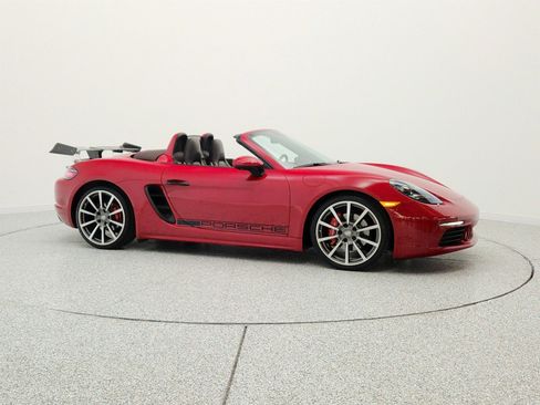 Used 2021 Porsche 718 Boxster S RWD image 4