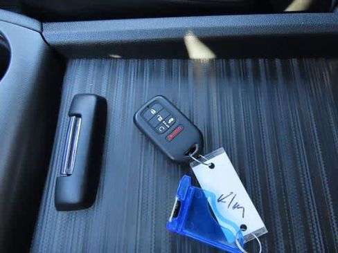 Certified 2023 Honda Passport TrailSport image 28