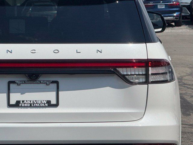 Used 2025 Lincoln Aviator Reserve w/ Equipment Group 201A AWD/4WD image 5