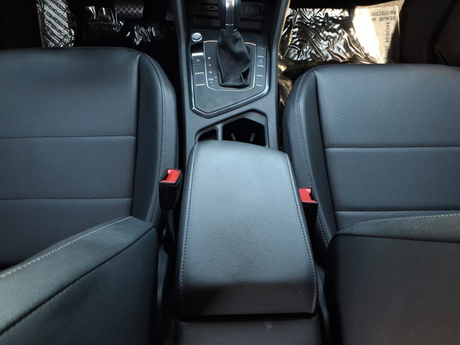 Used 2019 Volkswagen Tiguan SE FWD image 28