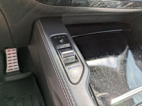 Used 2022 Kia Telluride SX w/ SX Prestige Package image 17