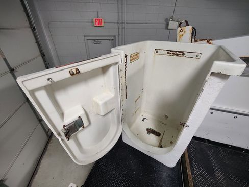 Used 2014 Ford F450 XL w/ Power Equipment Group image 11