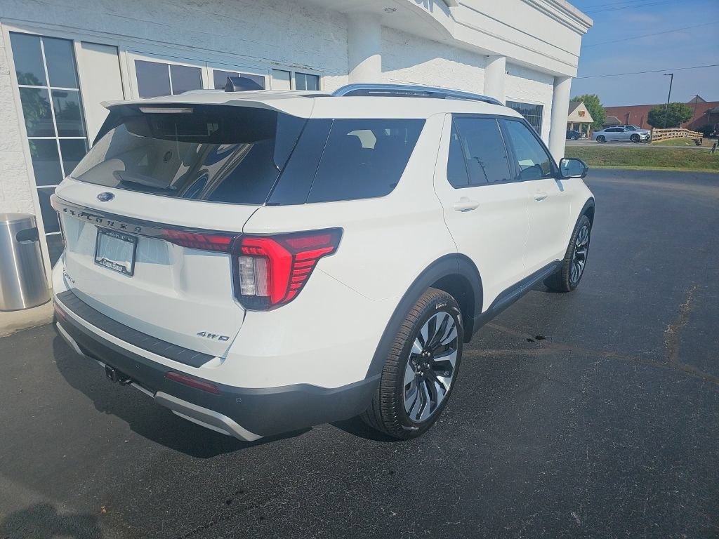 New 2026 Ford Explorer Platinum w/ LUX Leather Package AWD/4WD image 4