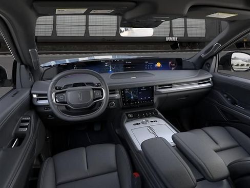 New 2026 Lincoln Navigator Reserve w/ Jet Appearance Package AWD/4WD image 9