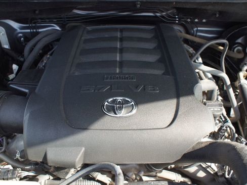 Used 2019 Toyota Tundra SR5 w/ TRD Off Road Package AWD/4WD image 27